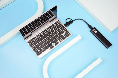 随着科技的飞速发展,移动办公的需求日益增长。在手机和电脑上协同工作,已经成为现代职场人士的必备技能。本文将为您推荐几款协同工作效果极佳的软件组合,并重点介绍雷神加速器的相关功能及下载激活方式,以满足您在移动办公中的需求。